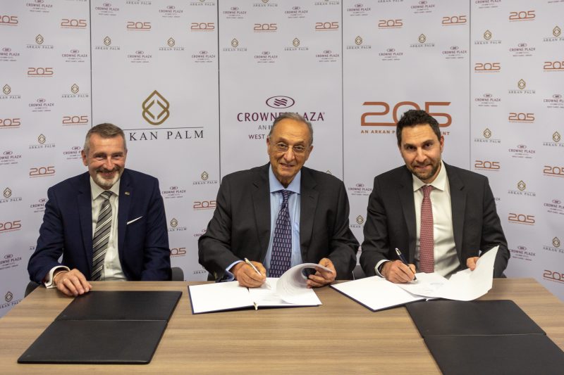 Arkan Palm & Ihg Signing