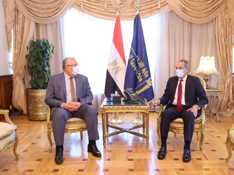 Cf2f44f1 C7ed 4255 975f B6a804049ad8