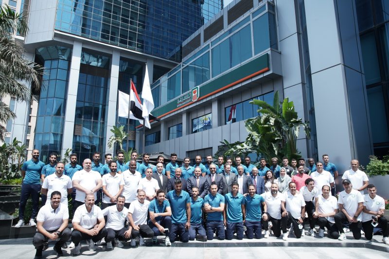 البنك الاهلى يكرم فريق كرة القدم