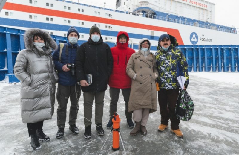 ٢٠٢١١١٠١ ١٩٤٤٥٢