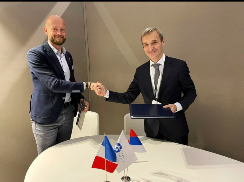 ٢٠٢١١٢١٣ ٠٤١٥٢٠