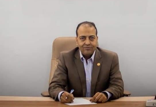 عمر عبدالعزيز