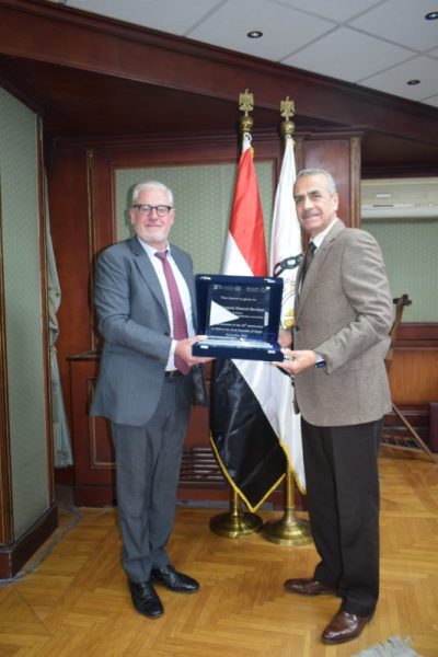 31f8baa2 A279 4469 8950 80740f417cfa