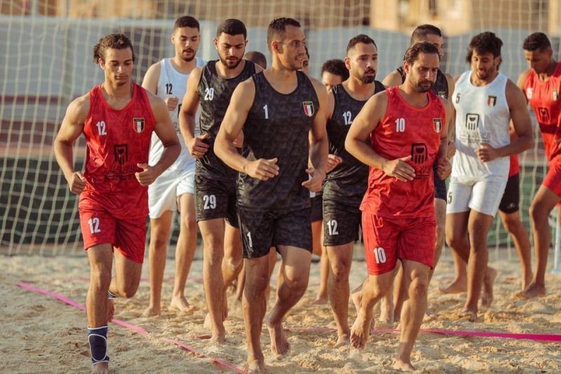 منتخب الكرة الشاطئية يدخل في معسكر مغلق