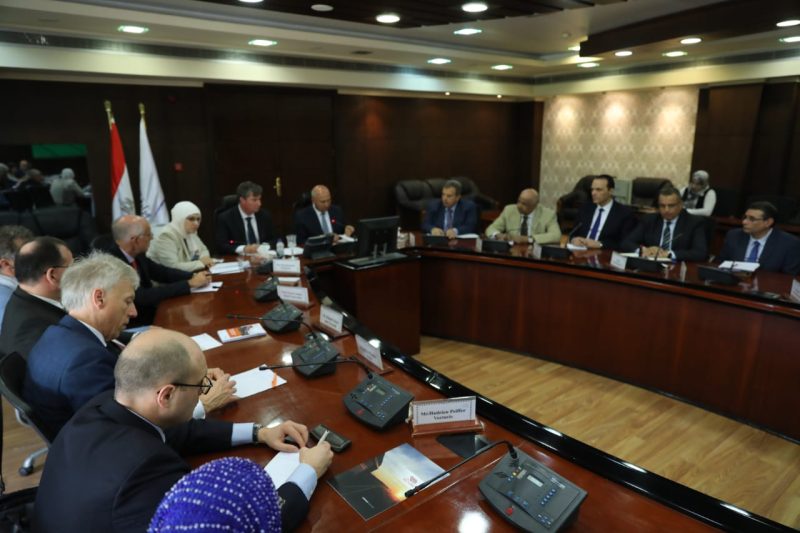 وزير النقل والسفير البلجيكى