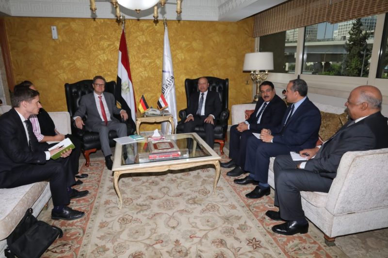 وزير النقل يستقبل السفير الالمانى