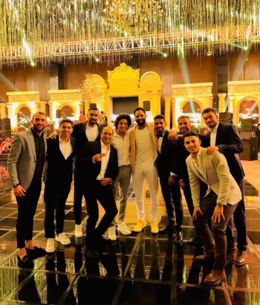 لاعبو فيوتشر خلال حفل الزفاف