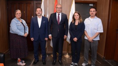 غرفة صناعة الملابس تبحث مع "بورصة" التركية التعاون في توفير الغزول والأقمشة والخامات 