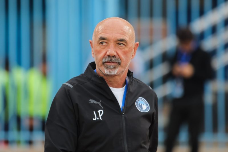 مدرب بيراميدز