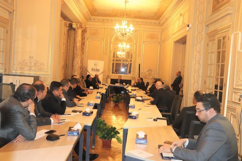 من فعاليات المائدة المستديرة التي نظمتها إيتيدا