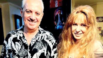 نيللي ورئيس مهرجان الإسكندرية