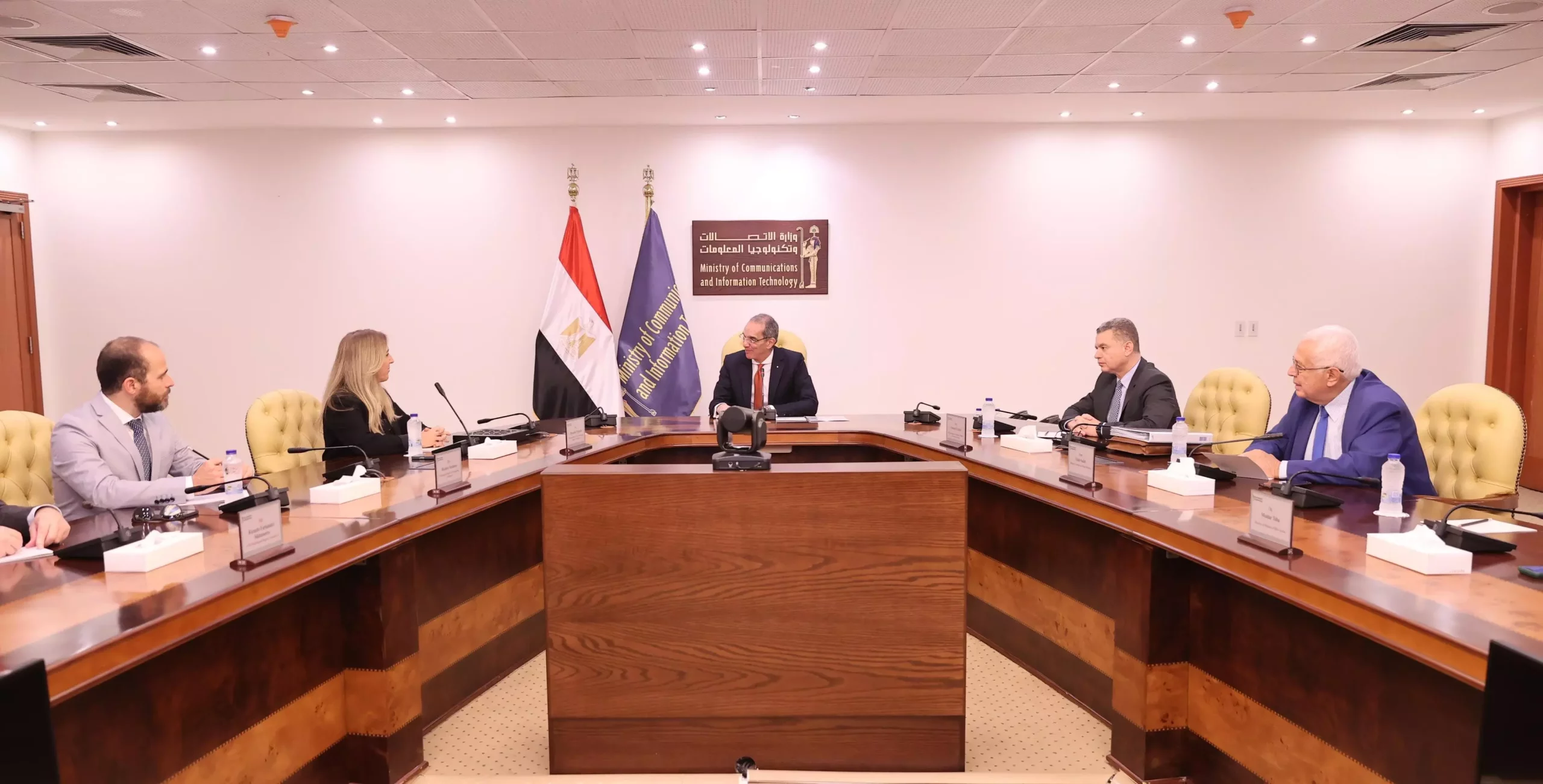 E1b9d3e60f593dfa6593a8c67478d595