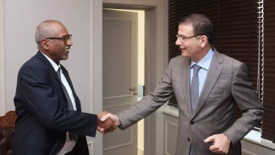 5ad4f76682e8255cb7b7cd21dc05b512