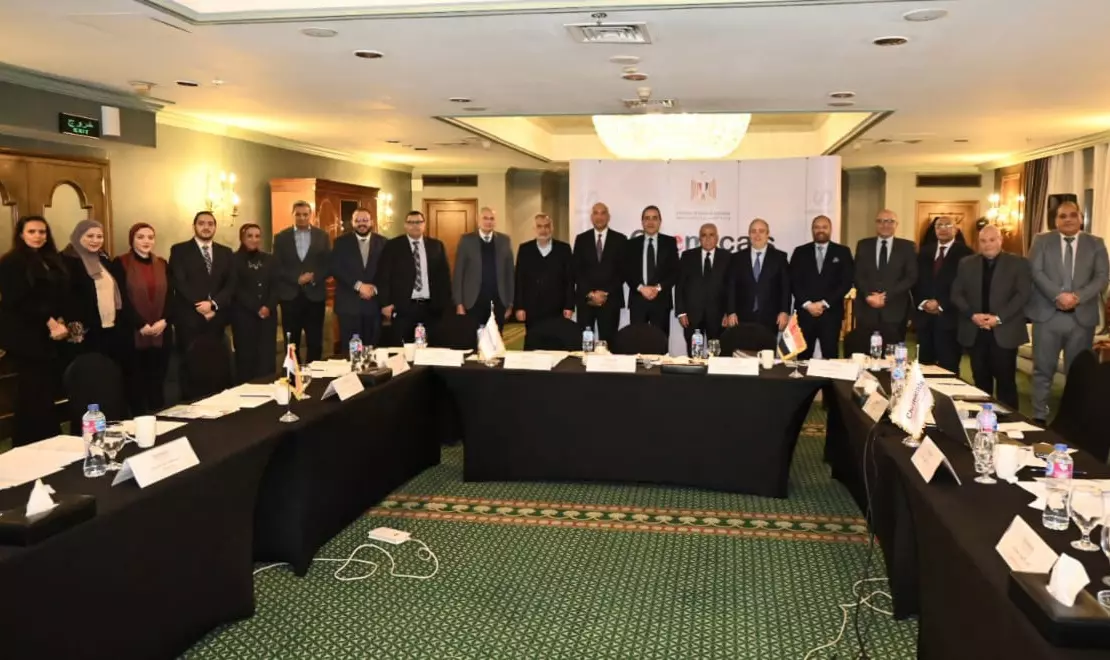 70efe2eed5345b571b333e977e2a530f