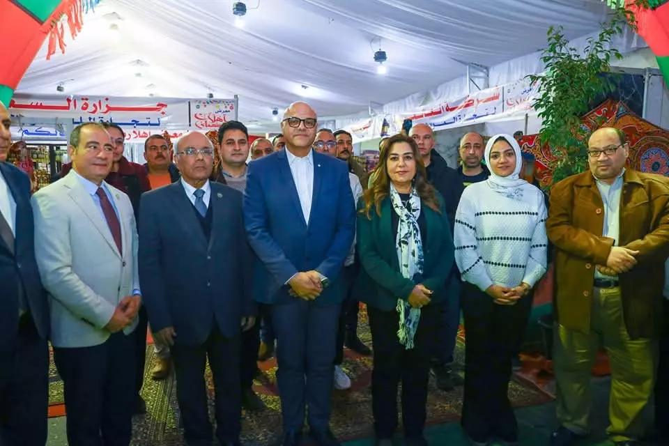 8be501fde6d8e2fe06593fd189fa6f81