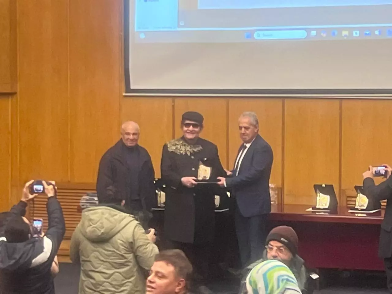 B2026e7761ee34586e9976f8bc4322d0