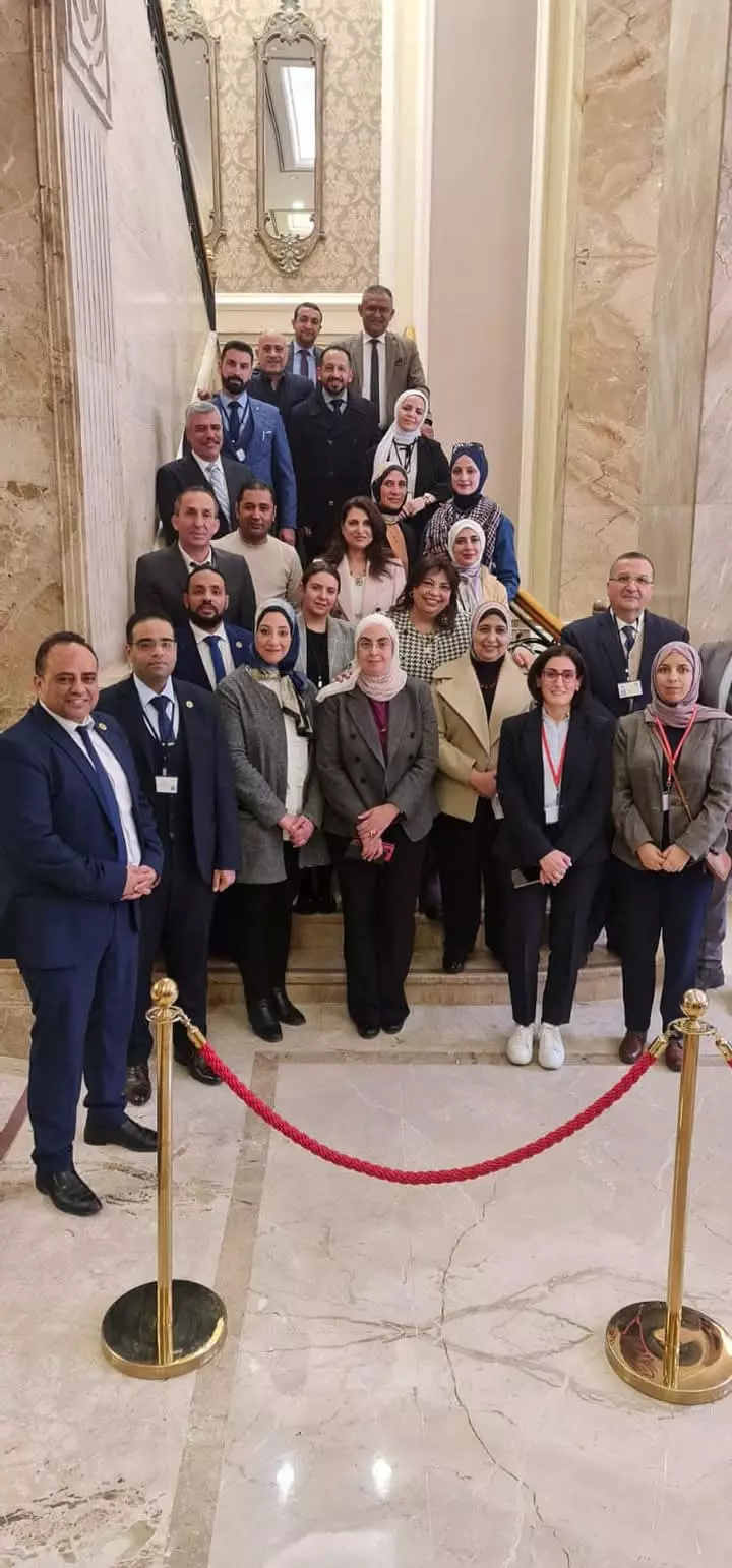 C04cabb1cc5358d0eed804c1d2a3de51