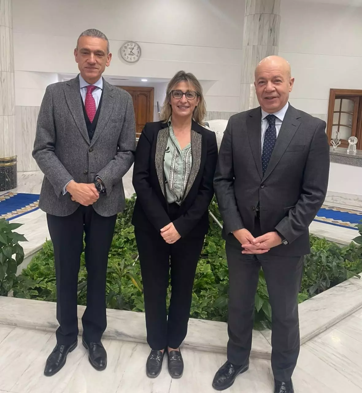 Dd2f0df0a3152a984be8812a984a0773