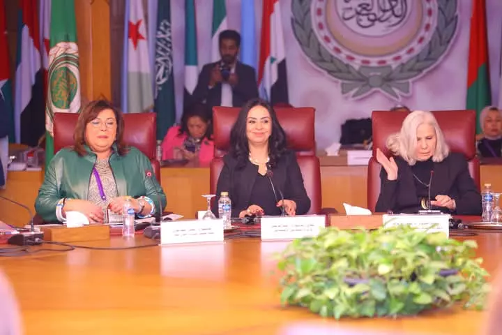 F12fe5a951a7e511c40de575801edefb