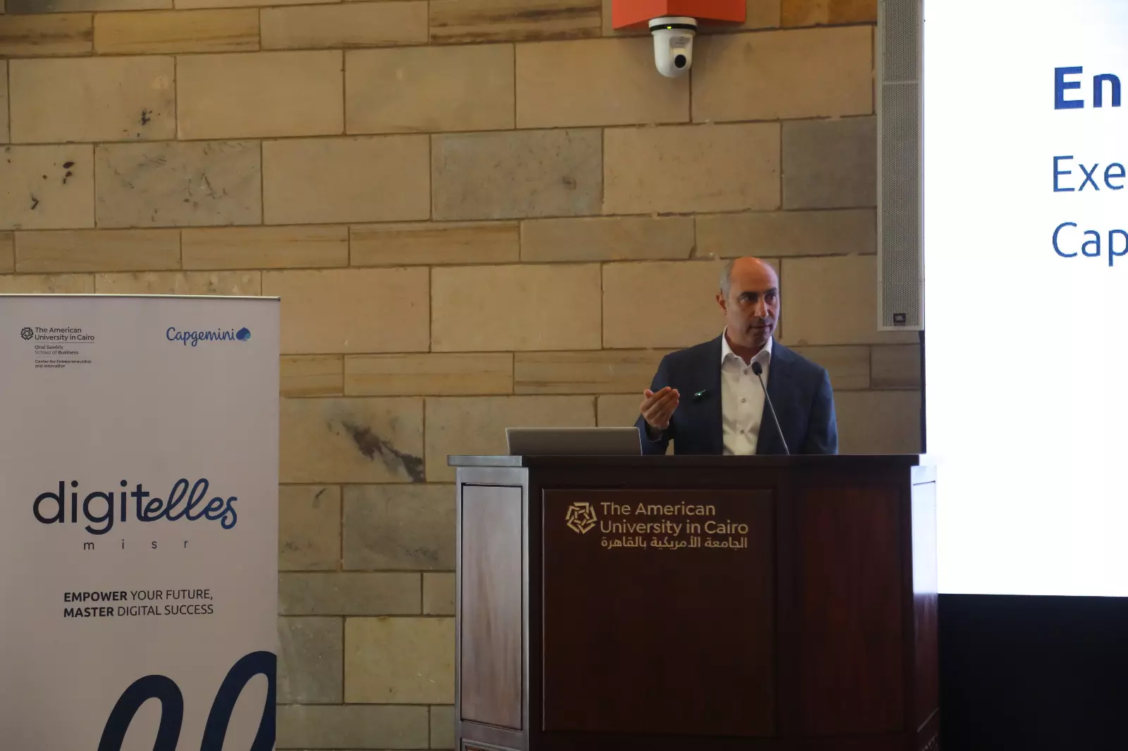 18af3e98599a4672e5be0b00273bdfe8