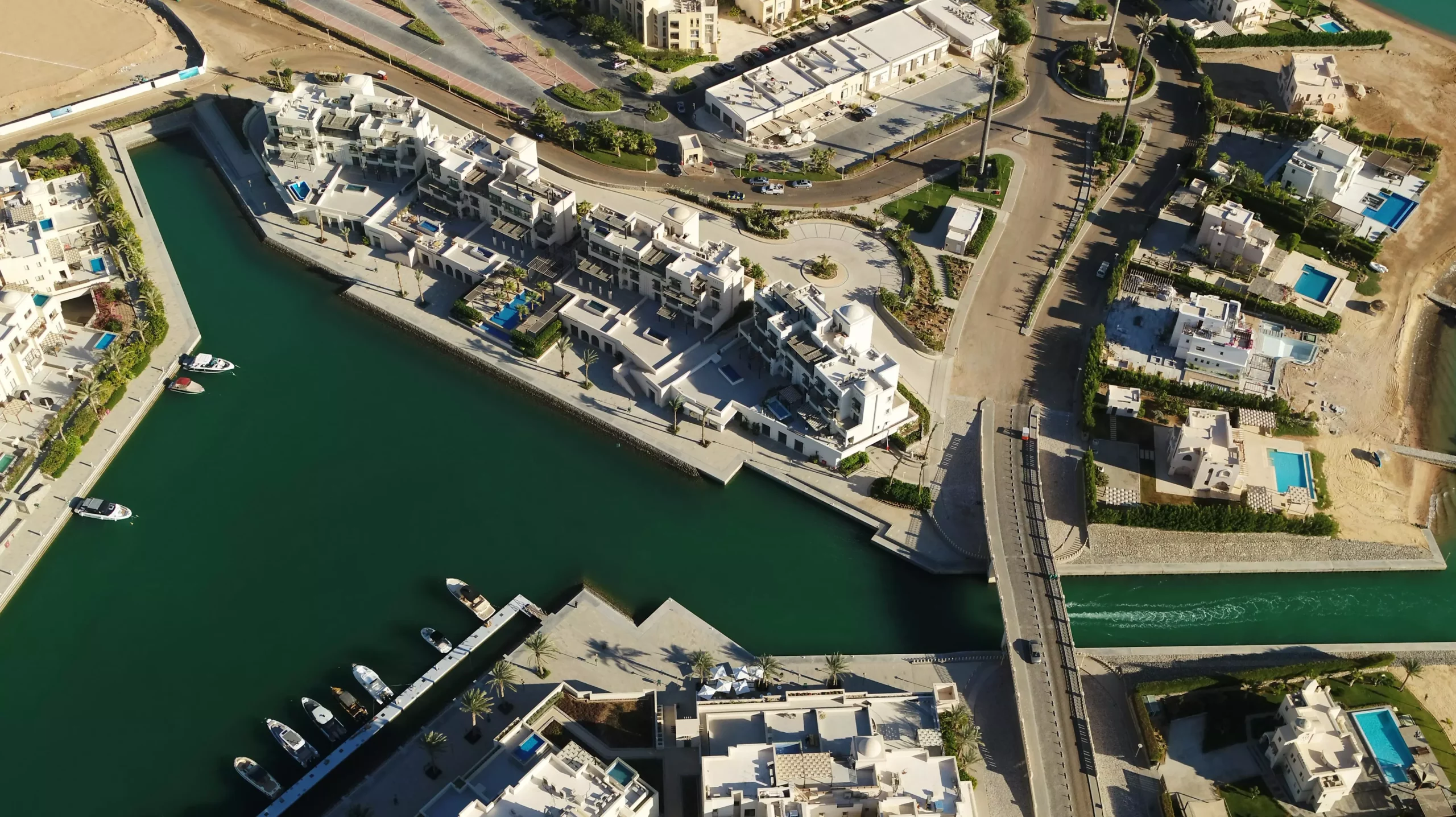 692b2a67796e27228fbd25d92731af3f