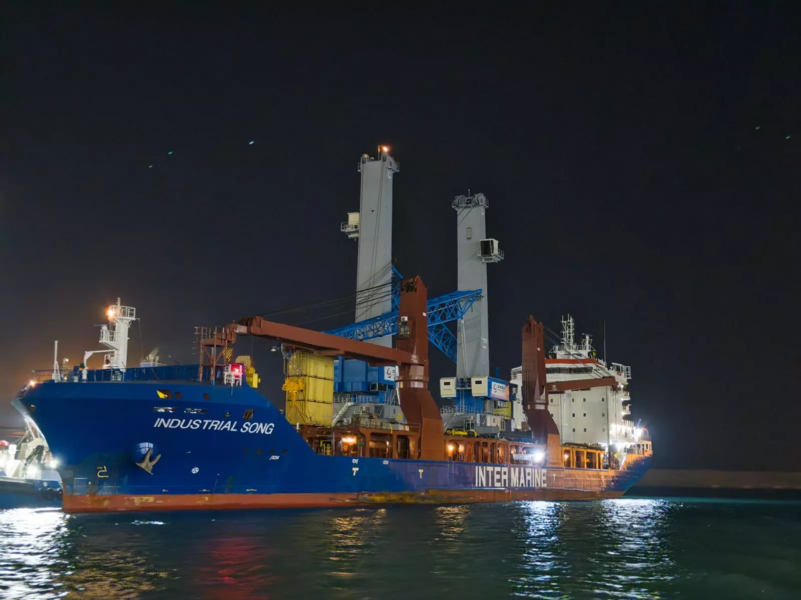 021ebb525da4fcc4c7da2df35c7456ed