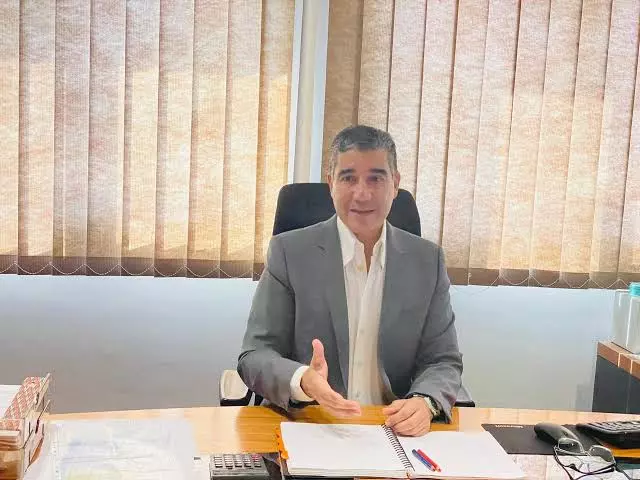 468fcc7004a0fb5f89769cf4fafff483