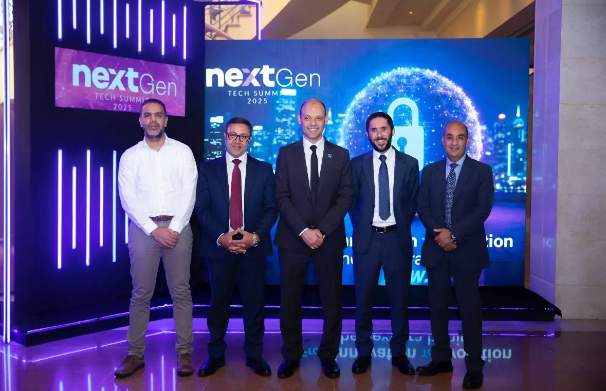 6b4165612169fad3bb30883c4d8c7b83