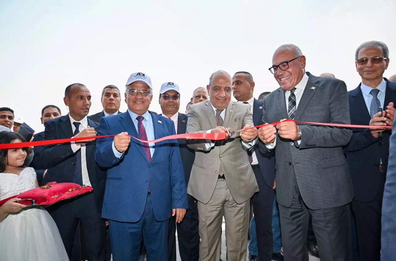 7fb225bbfdf9c1910a8ce8a3ea0715ed