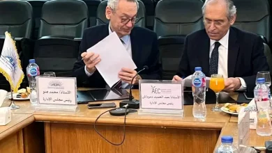 92e8a05f93aa1d8346424739e5027d83