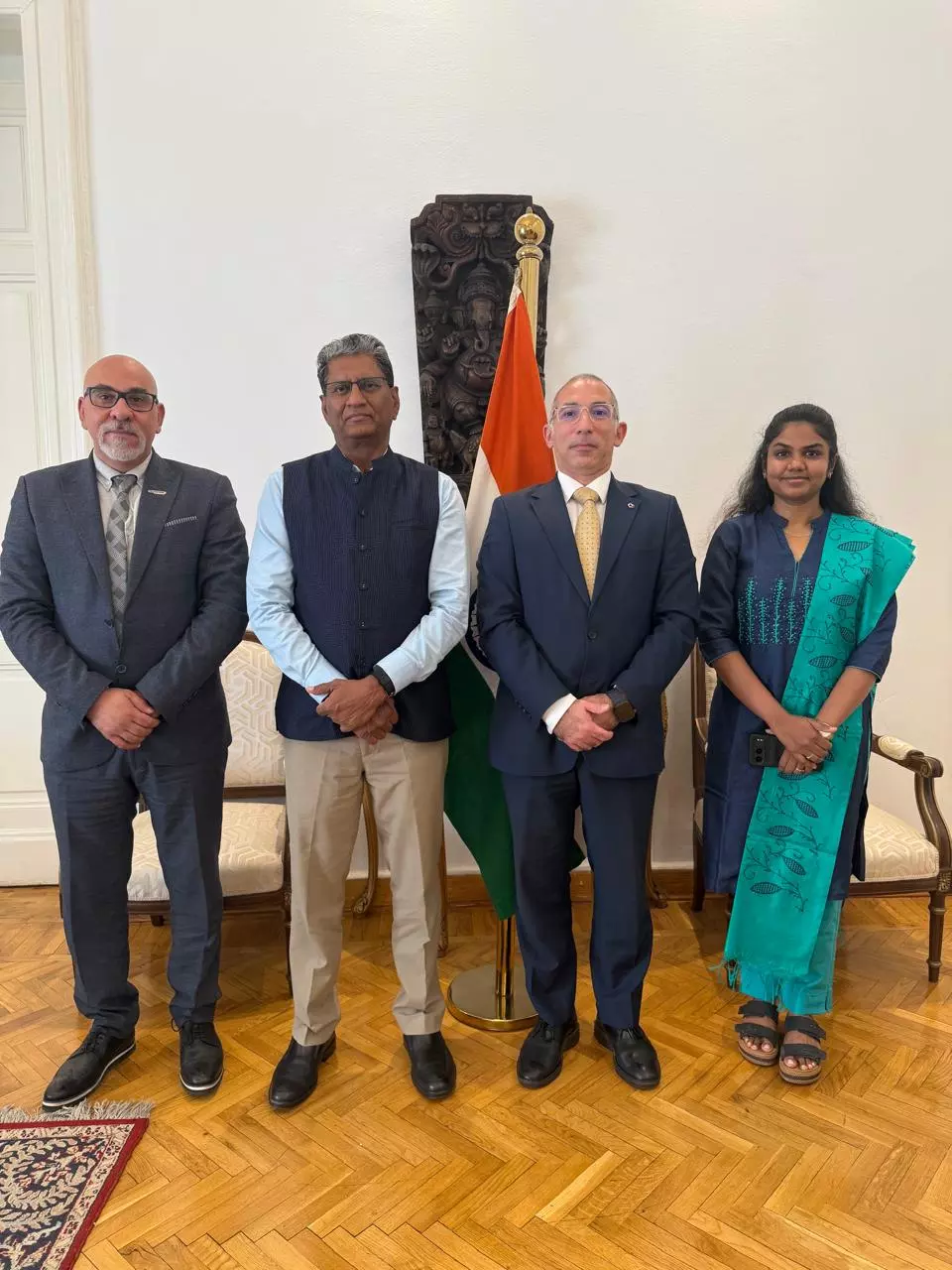 96e688bc94e4e2ef489a342e3d806611