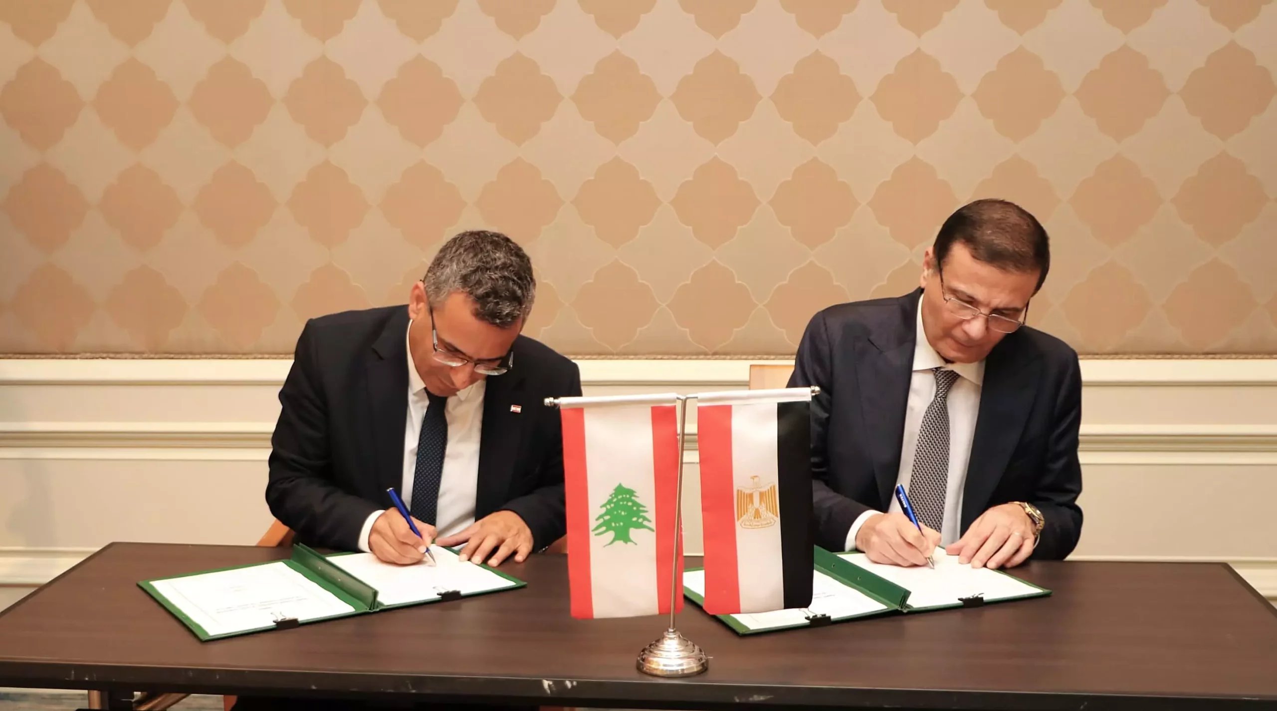 B436e0c44cae89dcfd6f77b96053ce4a