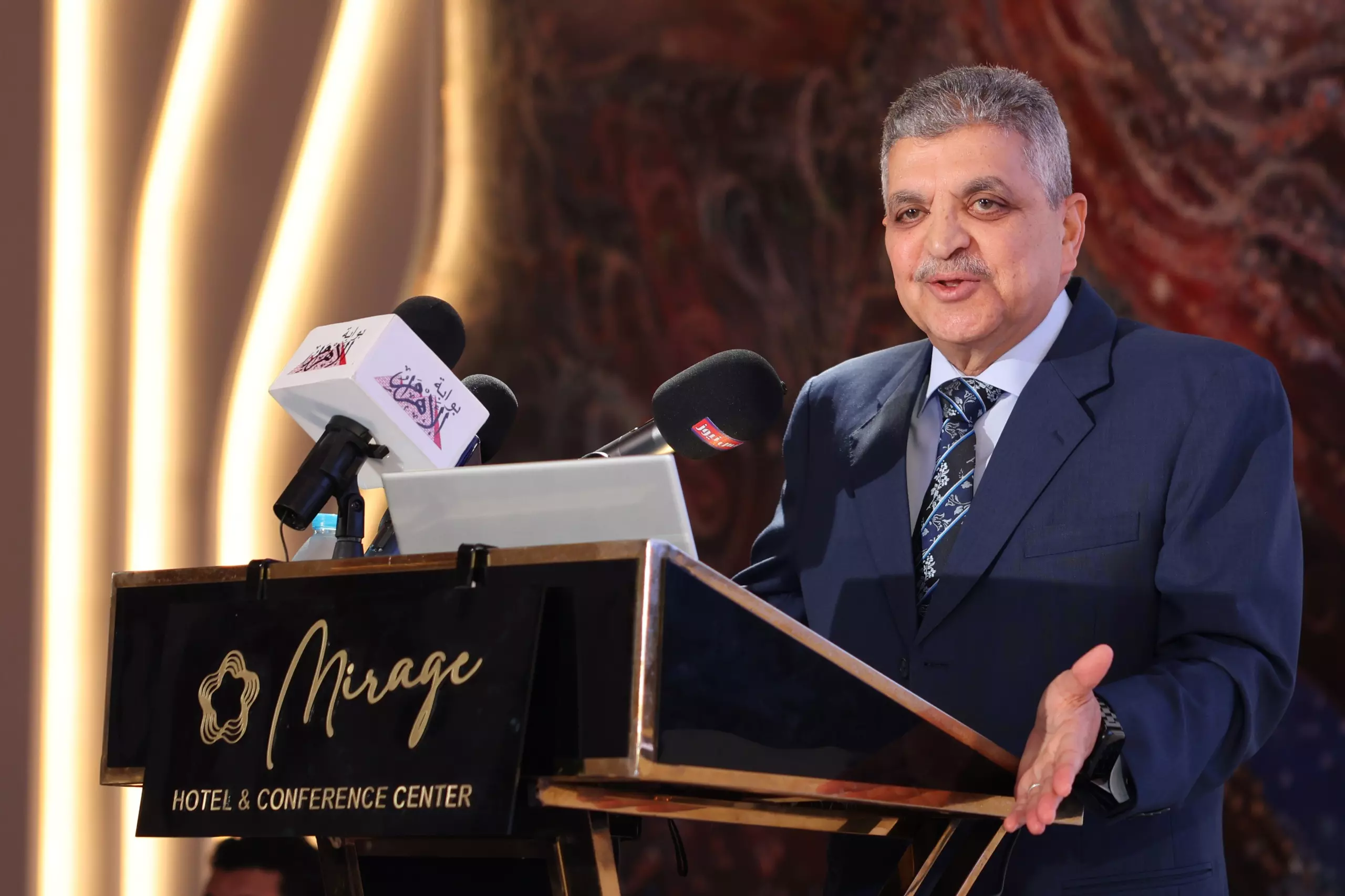 B9c3ad9afd93bae779b53547a36c82c1