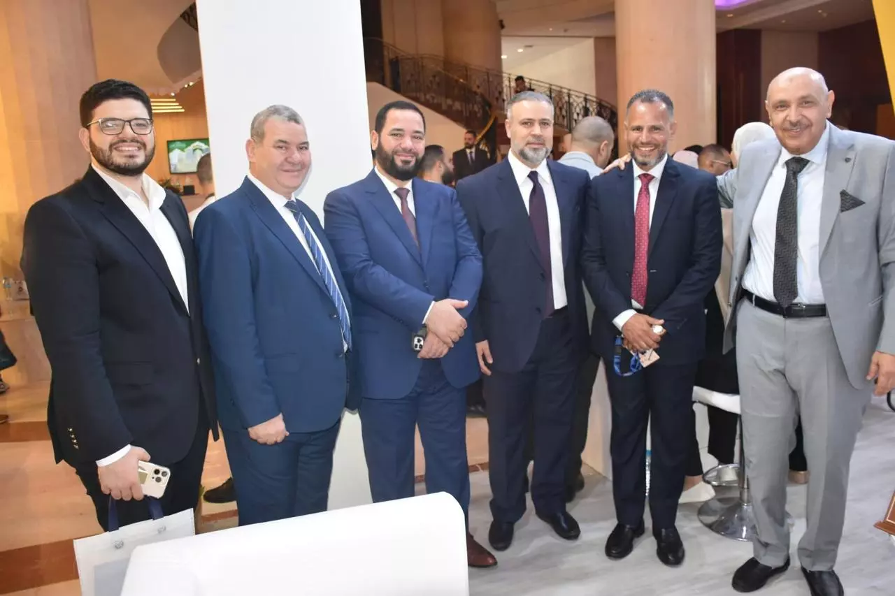 Bec09e563cf6efb33c57e9527b85fe15