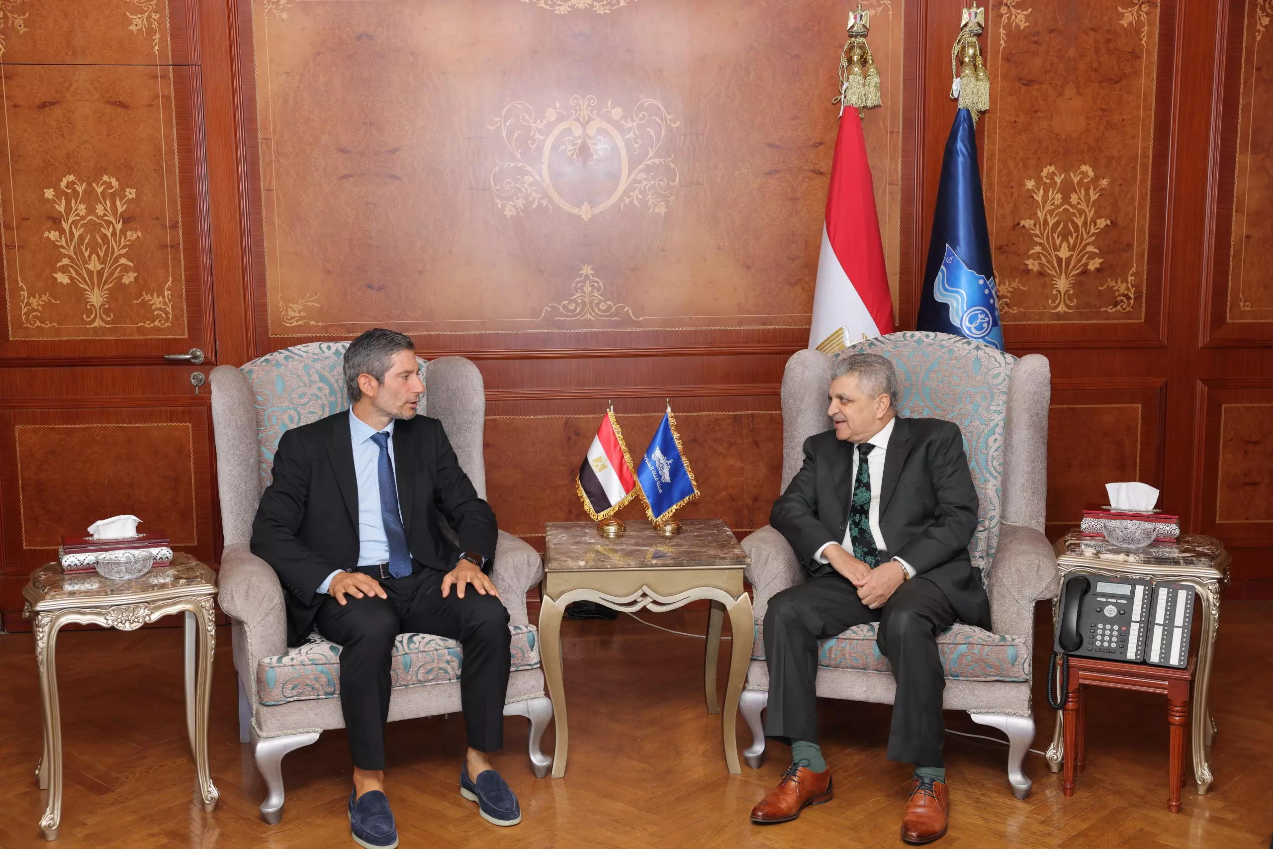 37f402eaf86a1361a94f16d84fe77359