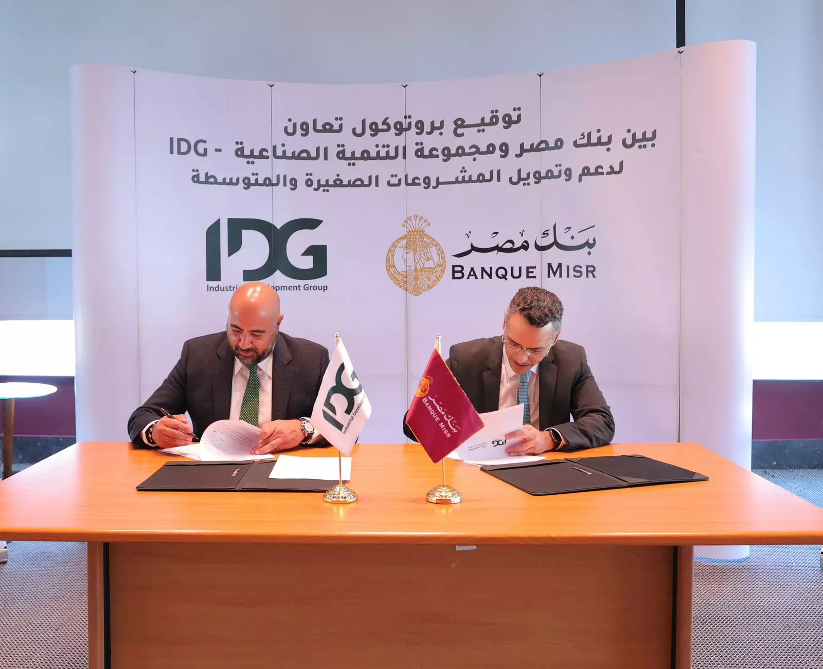 56a5a5874b49166831abeede4d0a7f2b