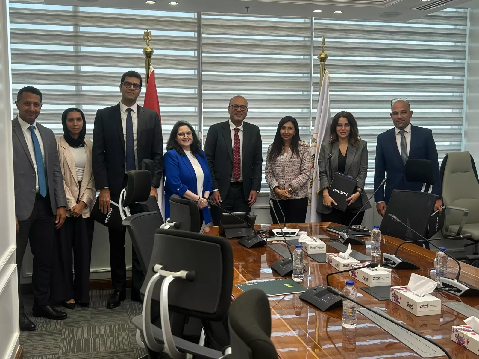 68c2f895d53f38206740d0e04193c402