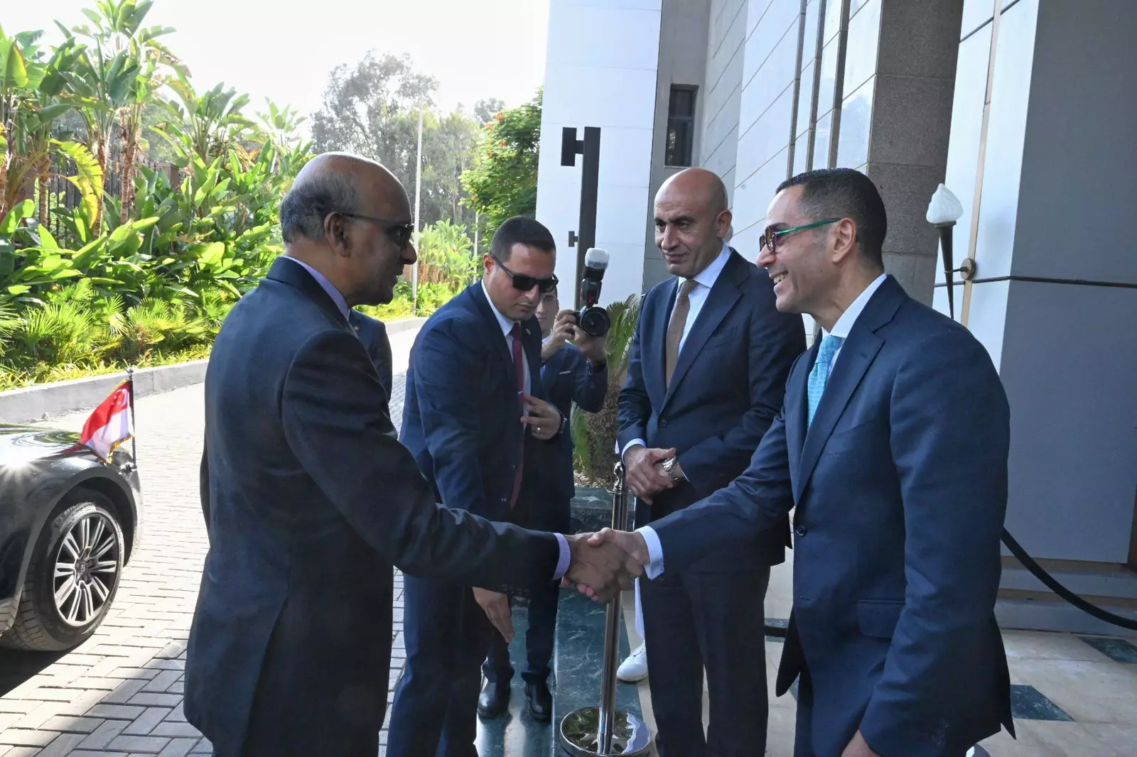 A5e5c64f1566cd49394eb7b56e2df011