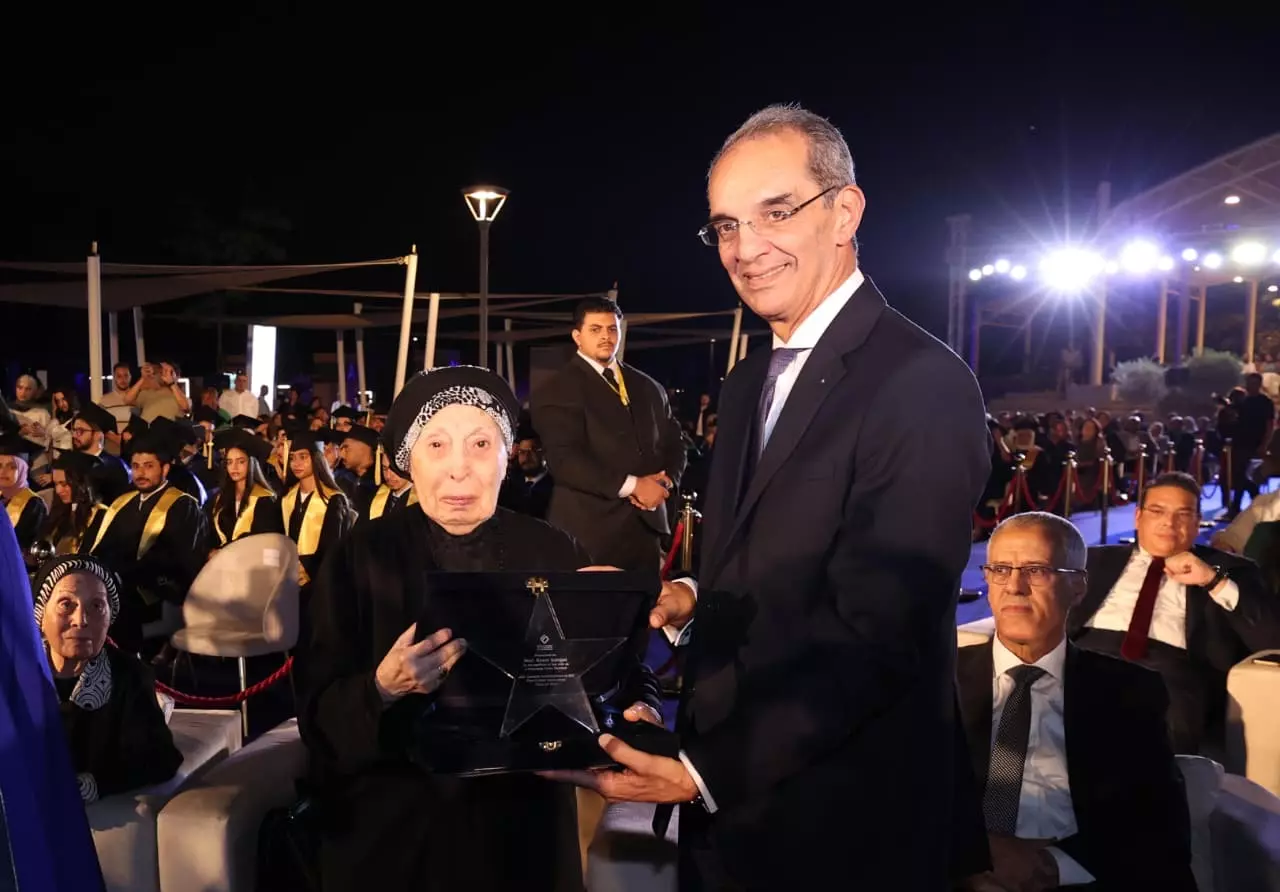 D870b479f342c56a5c334c295d8e75e7