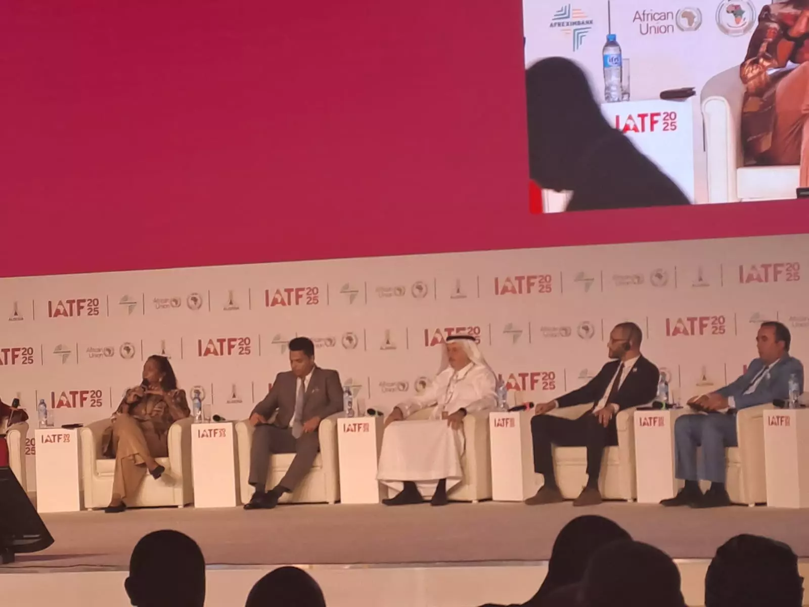 E3ee251a9d74bb4a32591ae1430f0ed8