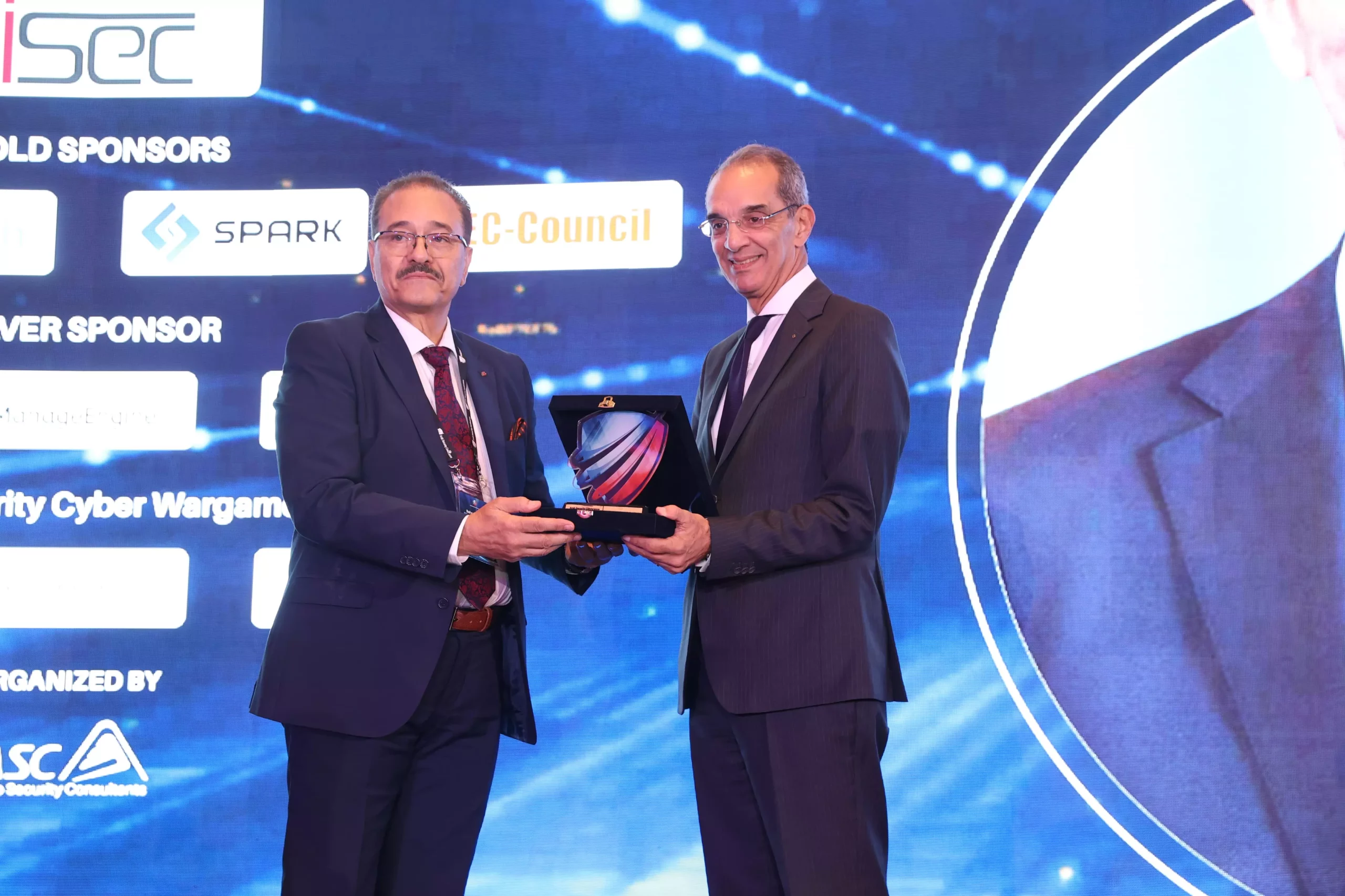 E61c72f1c40b2508570192199571a001