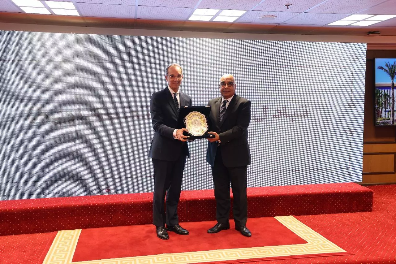 Eccc6364c55c700a24b987fd44bc235a