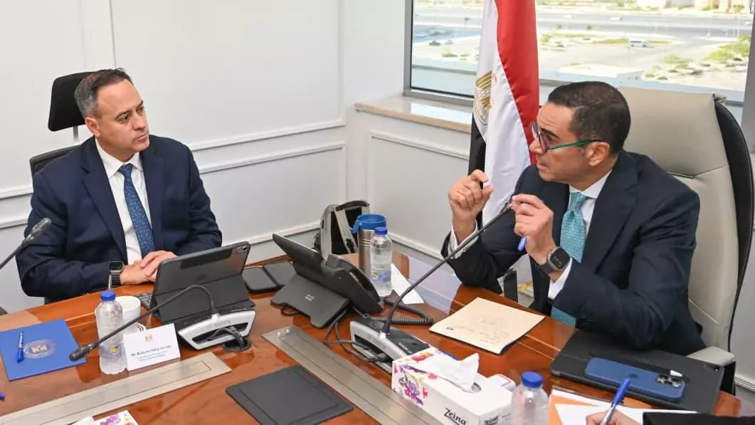 F80e4b2f067bcb22eedda52947c6b8ee