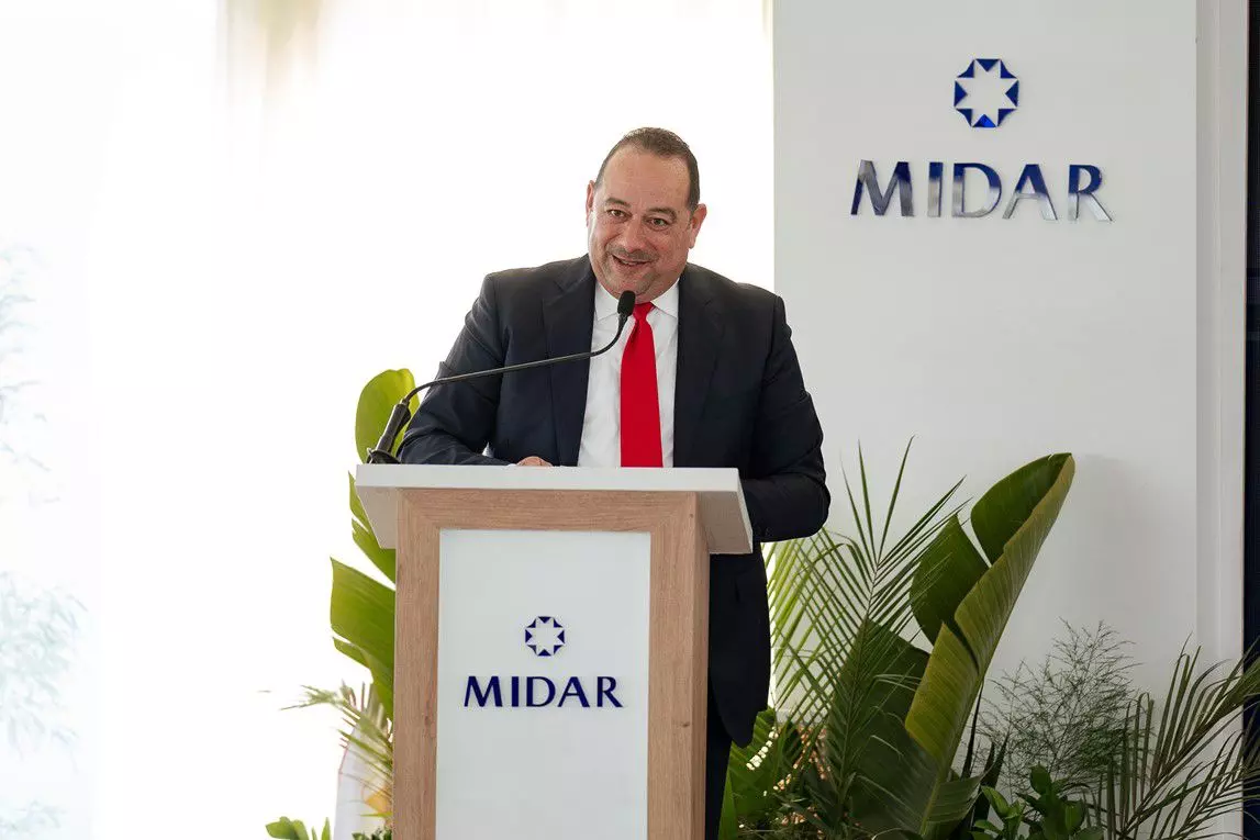 Fa81ee682f7e40b1ae931bb48524deea