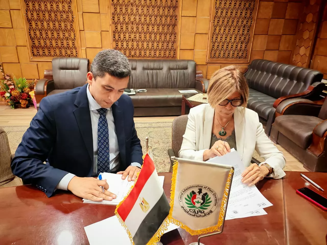 21285369be2c44d5e1fb4a01f990bf3e