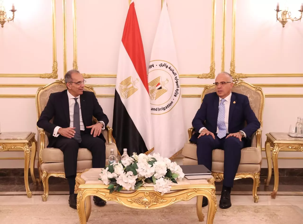 2383d28d4362ae501673e572e7cae4ef