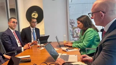 29f92e3aee8b894ea38af6cd349718f7