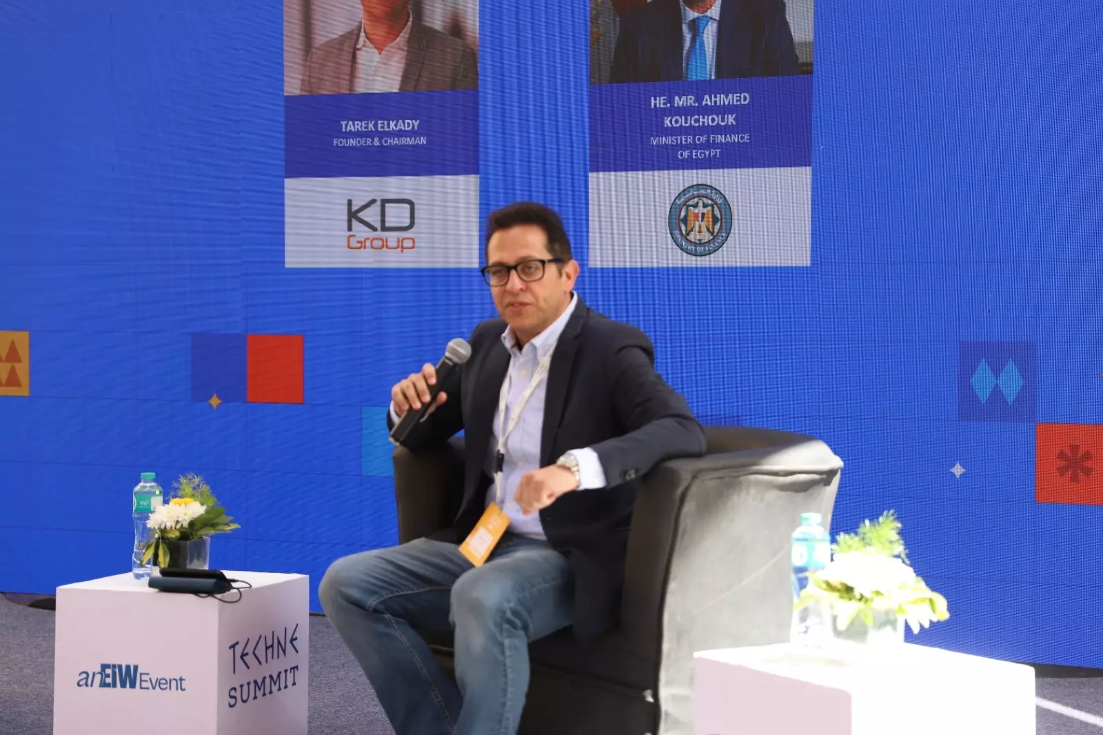 2ee1d3d996d24759f4b3dbb083004db2