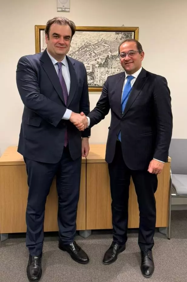 357c8849c2a83b49a64c112ef02adbec