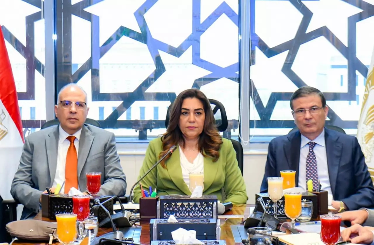 4177e229ad97a477468e780b7ea78aae